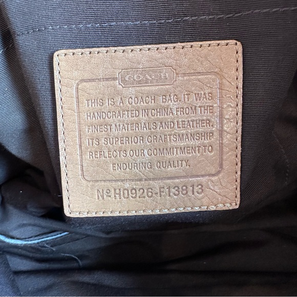 Coach Signature Voyager F13813 - Tote/Diaper Bag - Picture 6 of 15